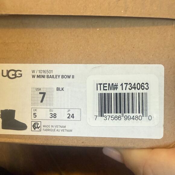 UGG Mini Bailey Bow II Black Suede Shearling Boots Women’s Size 7 New in Box - Picture 3 of 7